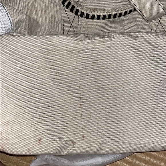 Aimee Kestenberg Multicolor Travel Bag - Picture 2 of 8